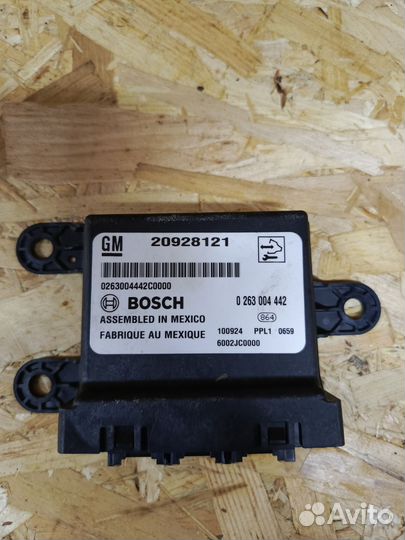 Блок управления парктрониками Cadillac SRX 2