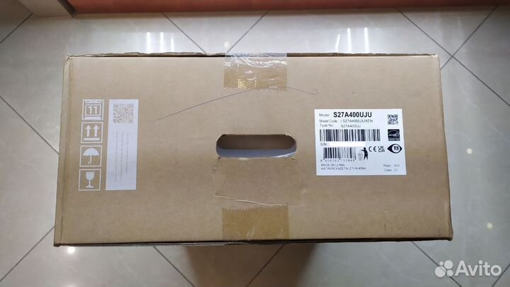 Монитор Samsung 27