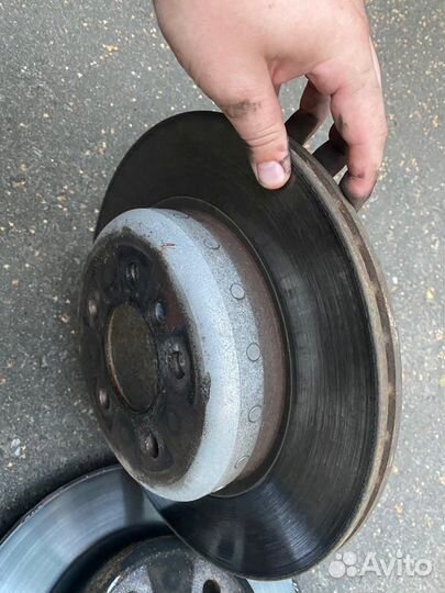 Комплект тормозов BMW 5 f10 оригинал Б/У