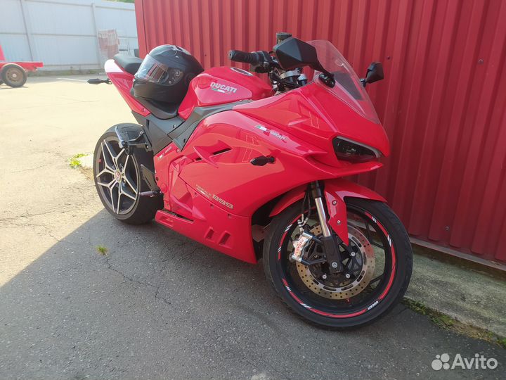 Электромотоцикл Ducati panigale