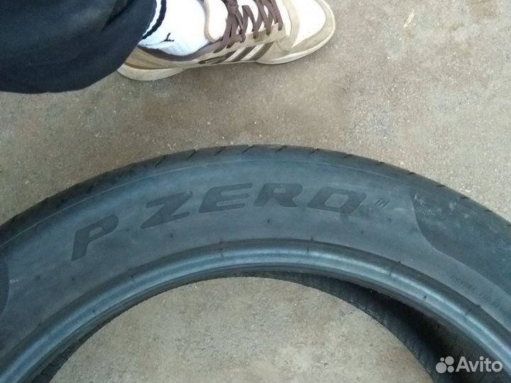 Pirelli P Zero 295/40 R21 111Y