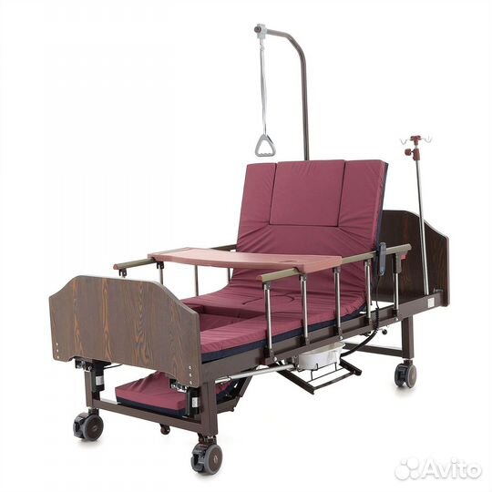 Медицинская кровать для лежачих больных