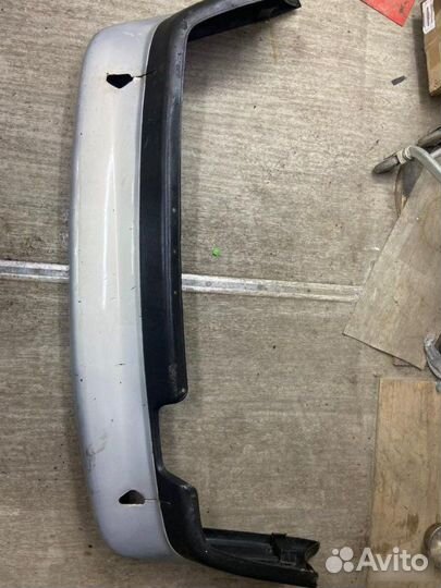 Бампер задний Volkswagen Vento 1995