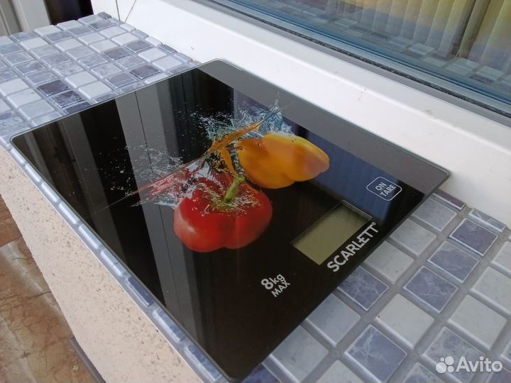 Кухонные весы scarlett