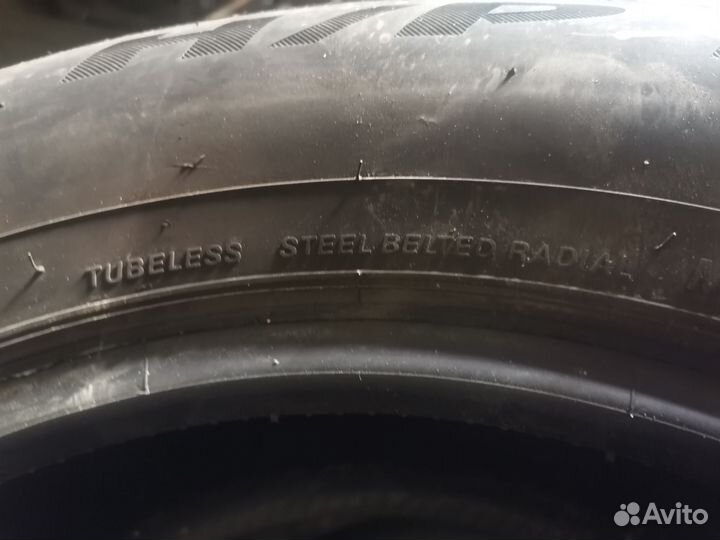 Bridgestone Dueler 684 235/65 R34 104L