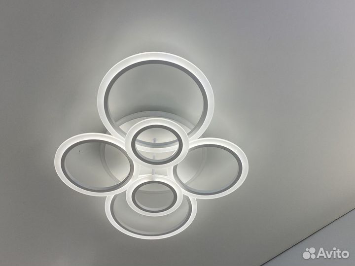 Светодиодная люстра на 20кв\м