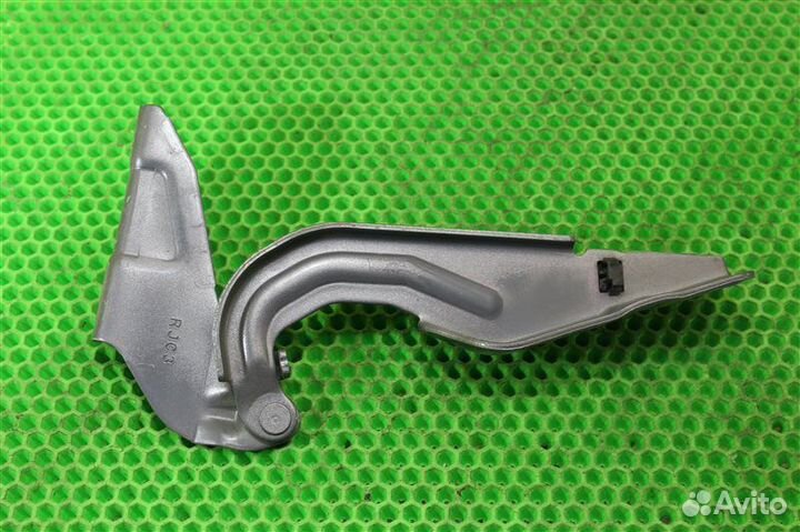 Петля капота Mitsubishi Outlander CW5W 4B12