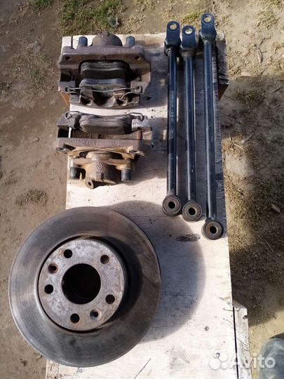 Рычаги, суппорта. Рено Дастер