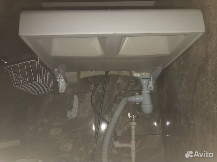 Раковина квадратная над стиральной машиной