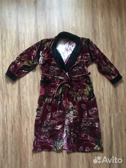 Халаты разм. 52-54