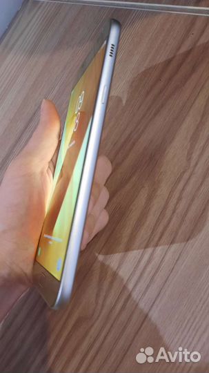 Телефон Samsung А 7 2017