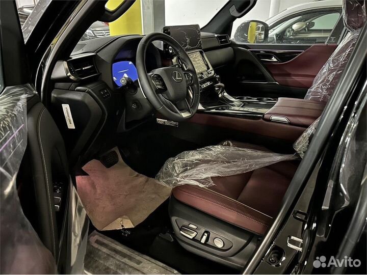 Lexus LX 3.5 AT, 2022