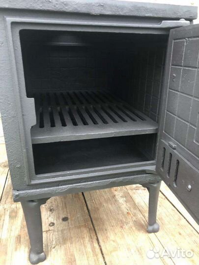 Печь дровяная чугунная СССР