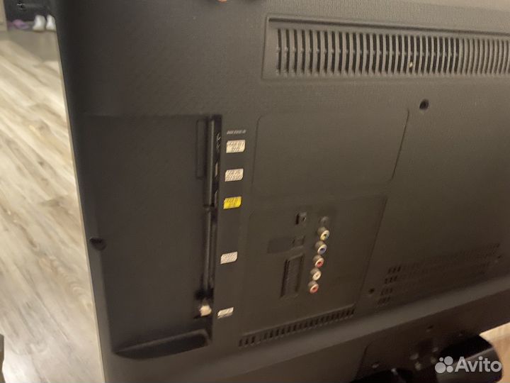 Телевизор на запчасти