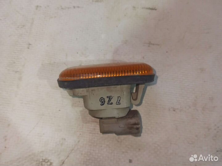 Повторитель поворота toyota