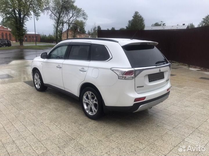Mitsubishi Outlander 3.0 AT, 2014, 92 000 км