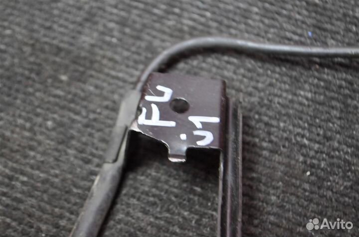 Датчик ABS передний левый toyota prius NHW20