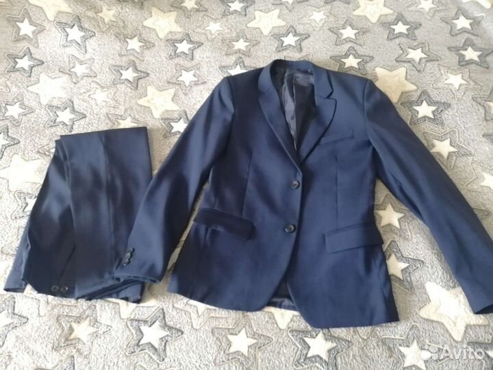 Школьный костюм