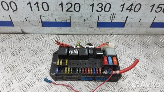 Блок предохранителей land rover range rover 3 (1NN