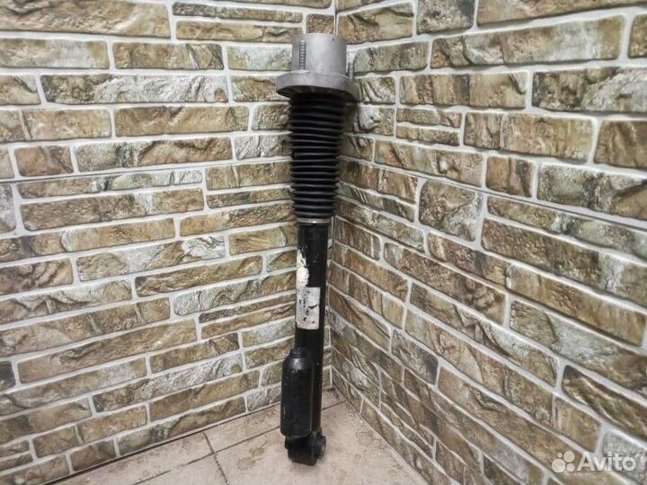 Амортизатор/стойка задняя (разное) Land Rover Rang