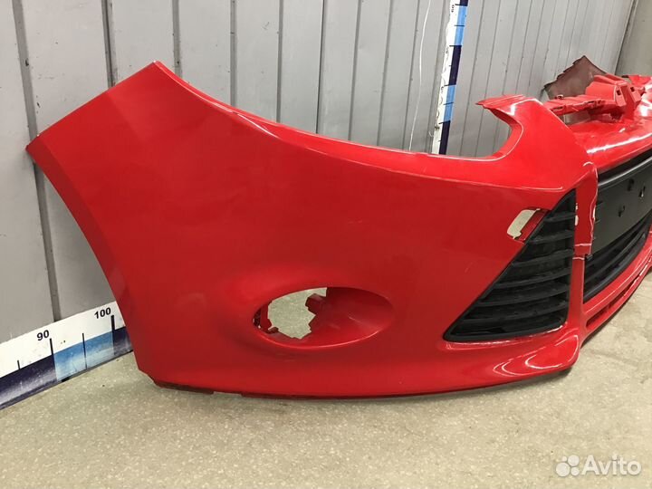 Бампер передний Ford Focus III 2011