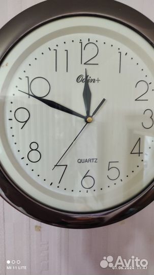 Часы настенные с батарейкой б/у