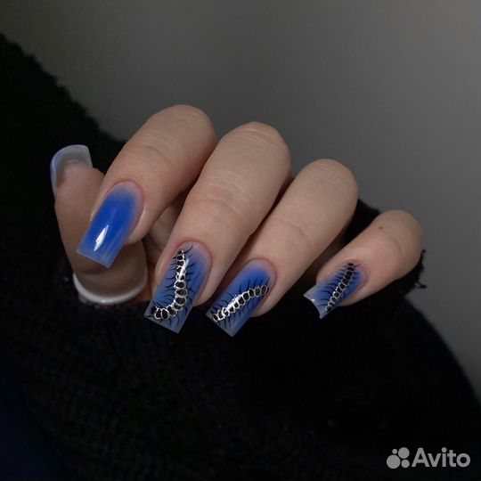 Мастер маникюра