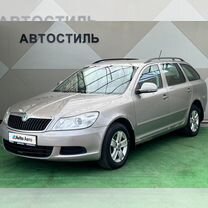 Skoda Octavia 1.6 MT, 2011, 360 000 км, с пробегом, цена 820 000 руб.