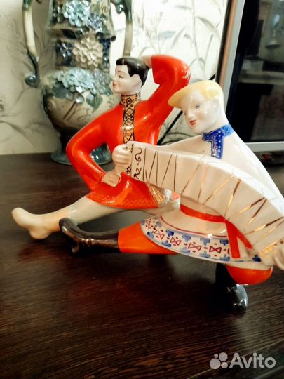 Коллекционная статуэтка