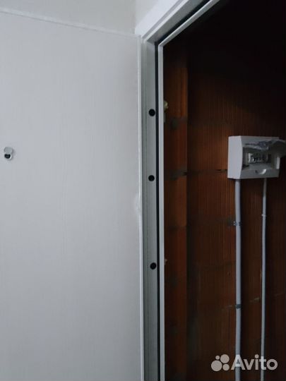 Дверь входная металлическая новая