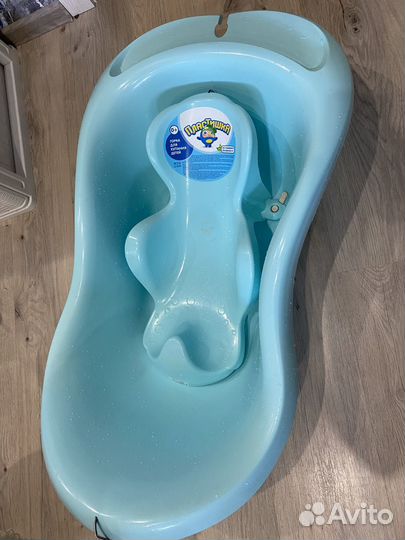 Ванночка для купания с горкой