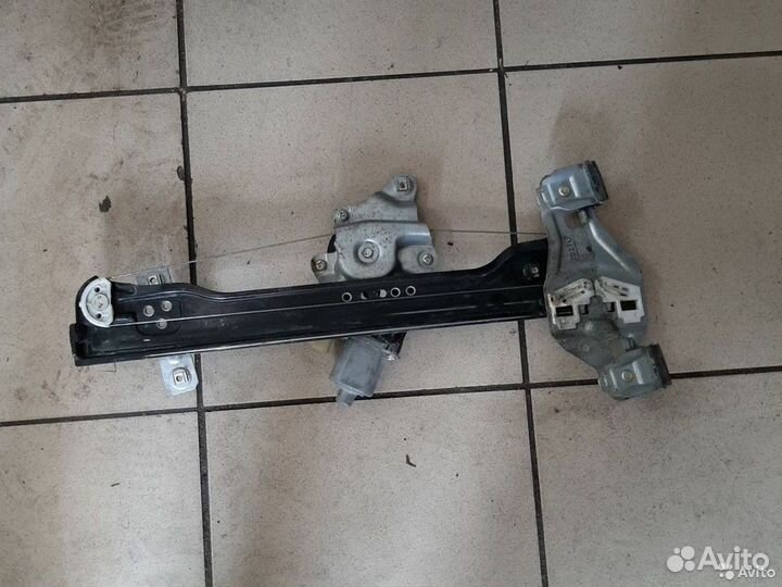 Стеклоподьемник передний левый Chevrolet Авео Т300