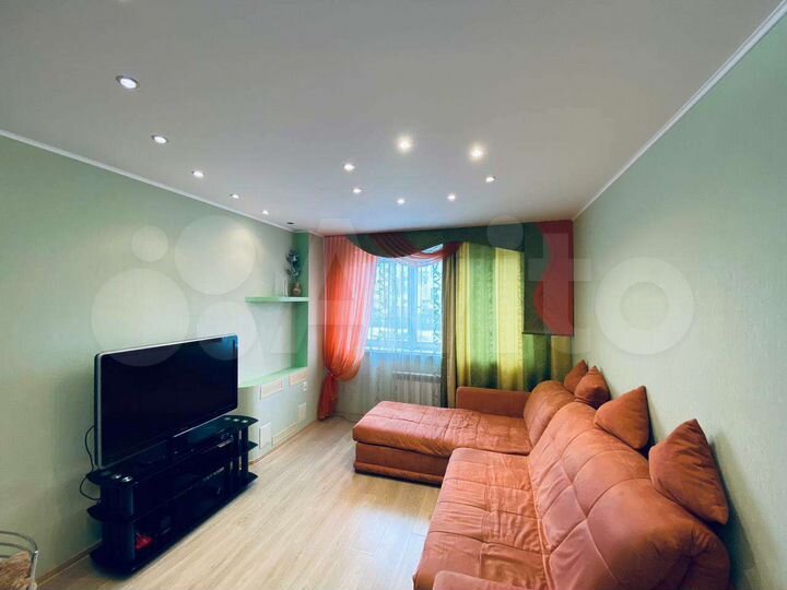 2-к. квартира, 71,2 м², 3/9 эт.