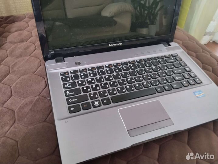 Хороший новый ноутбук Lenovo IdeaPad Z470