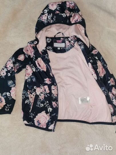 Ветровка для девочки