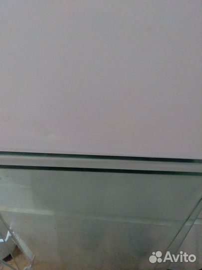 Стеклянные полки