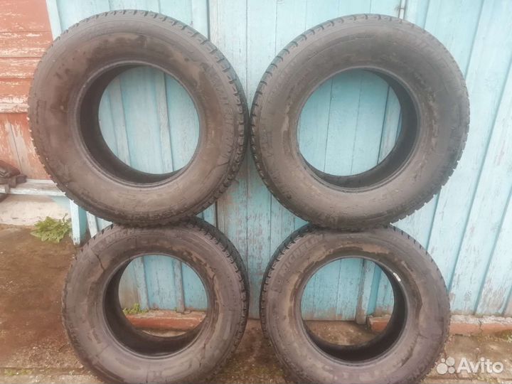 Michelin X Radial 275/65 R17