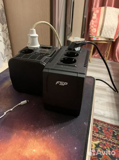 Стабилизатор напряжения FSP