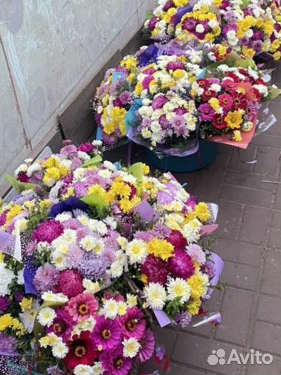 Живые цветы букеты на день учителя