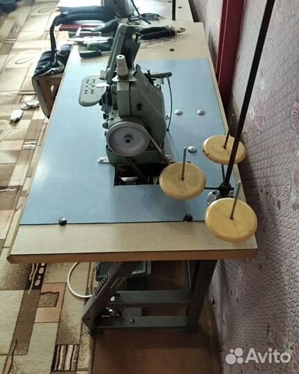 Продам ковровый оверлок