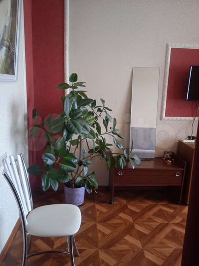 Комната 15 м² в 3-к., 10/14 эт.