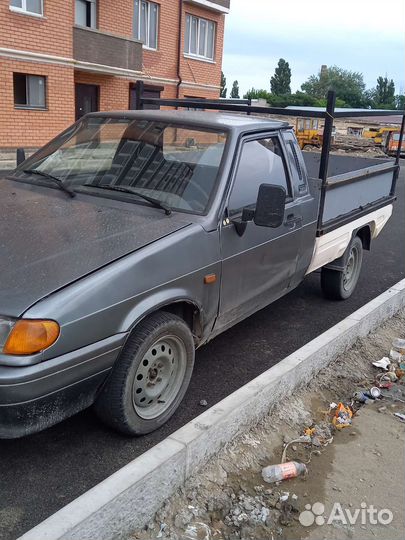 Передние сиденья на вис