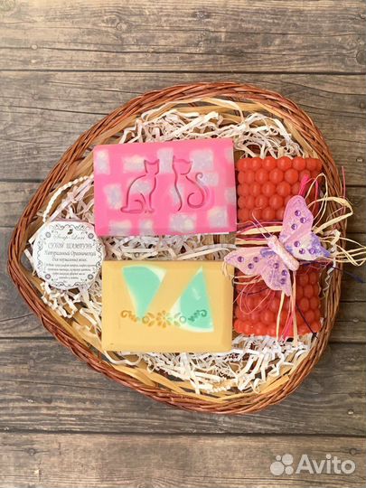 Эко-набор: ароматное мыло, шампунь и свеча