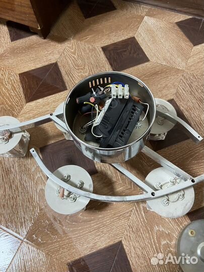 Люстра потолочная