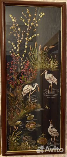 Картина вышитая шелком