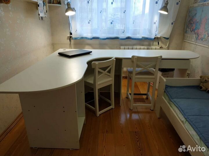 Угловой письменный стол для двоих б/у