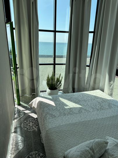 3-к. квартира, 87 м², 3/10 эт.