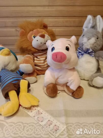 Мягкие игрушки лев,заяц, тигр, цыпленок, хрюша
