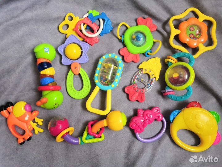 Игрушки пакетом погремушка прорезыватель