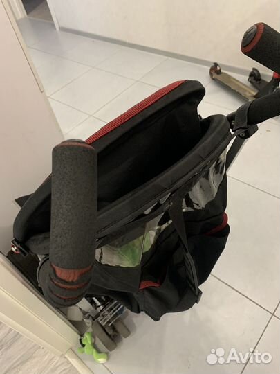 Коляска трость